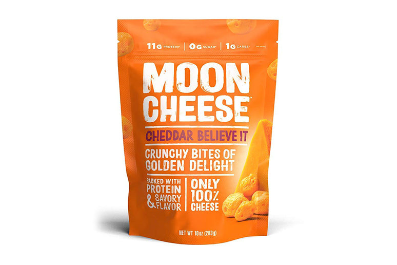 Moon Cheese Cheddar Believe It, 10 oz