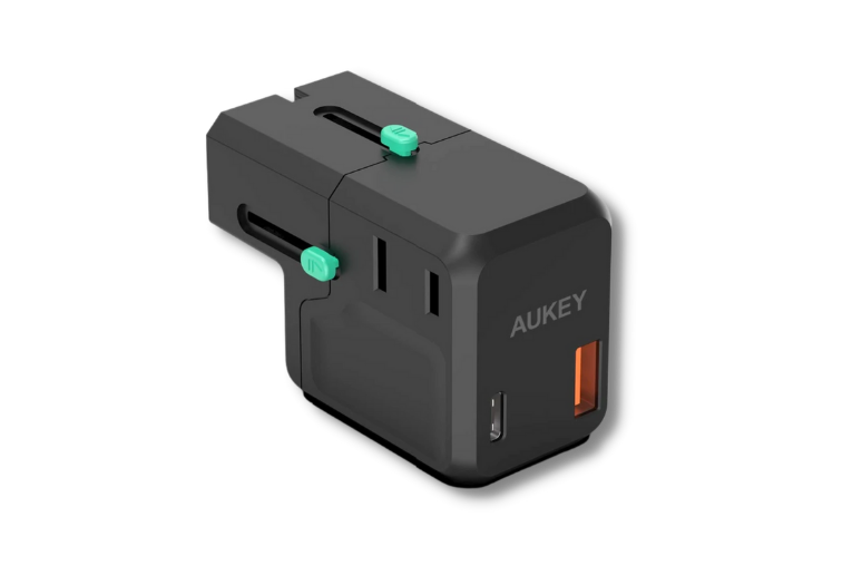 AUKEY Universal Travel Plug Adapter 