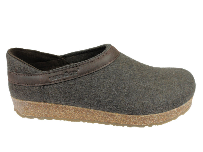 haflinger grizzly clog closed back