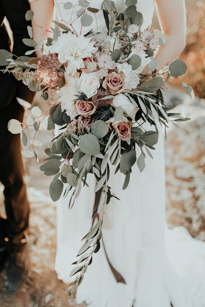 rose gold cascading bouquet