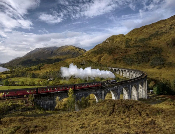 格伦芬南铁路桥 Glenfinnan Viaduct｜RobinGo英国走咯旅行