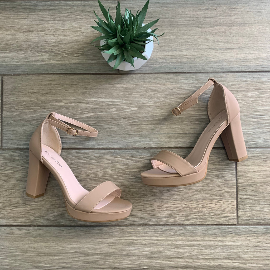 3.5 nude heels