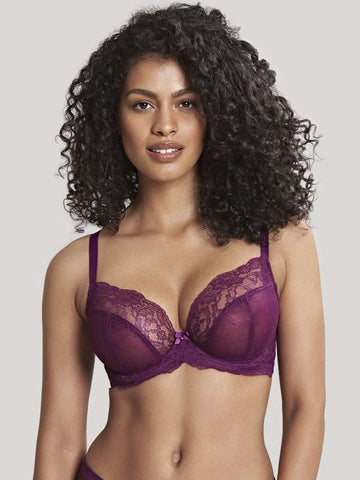 Edgars Club - Full Curves Ahead Penny C Lace Bra 199,95 Penny C High-cut  Panty 89,95 Available at selected Edgars stores.