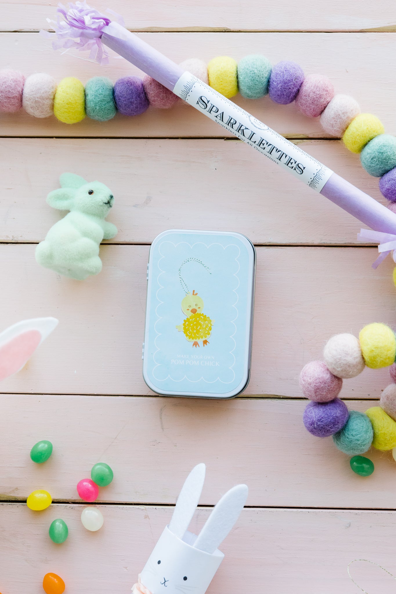 DIY Easter craft to make your own pom pom chick