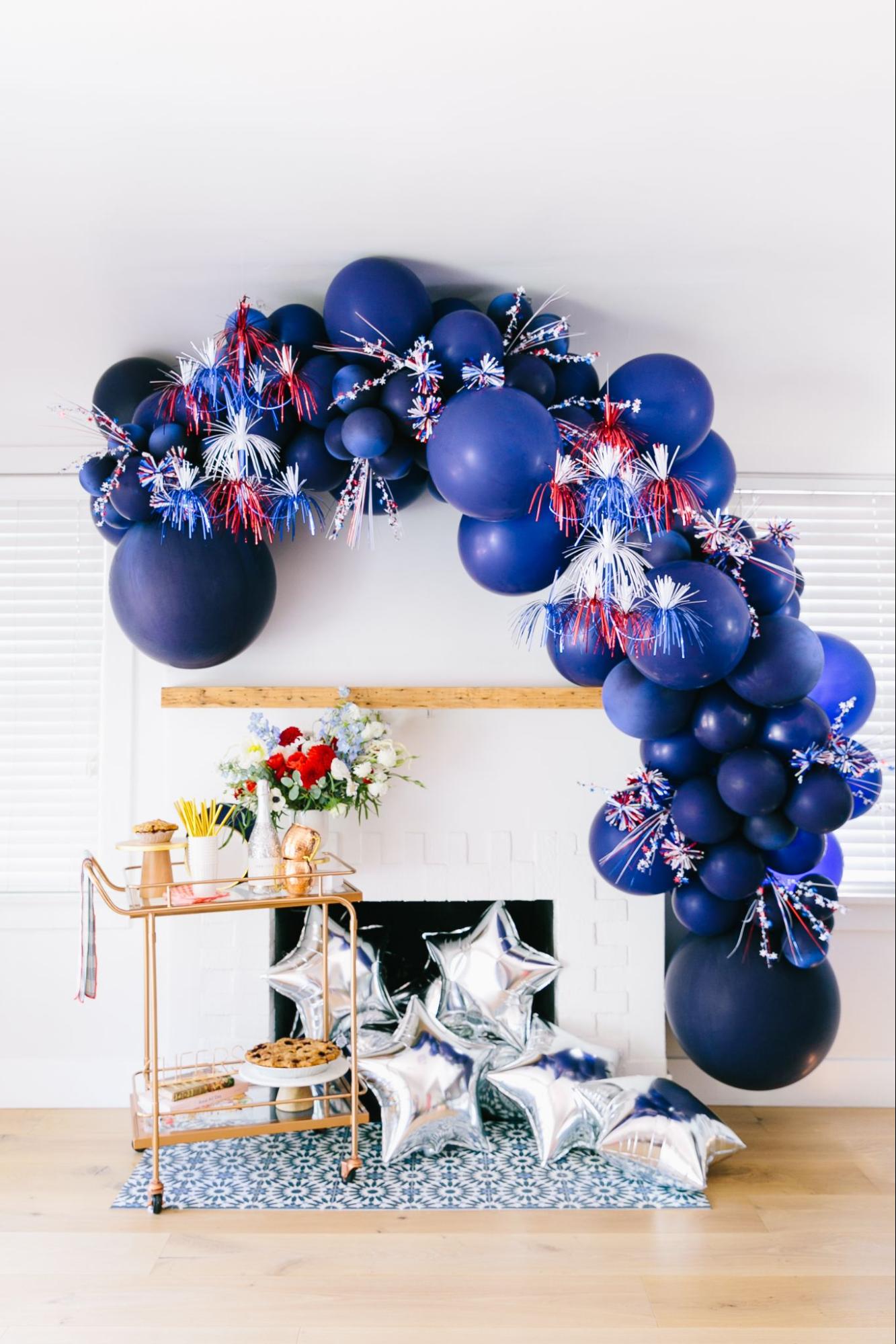 New Years Party Decoration Ideas - The Frugal Navy Wife