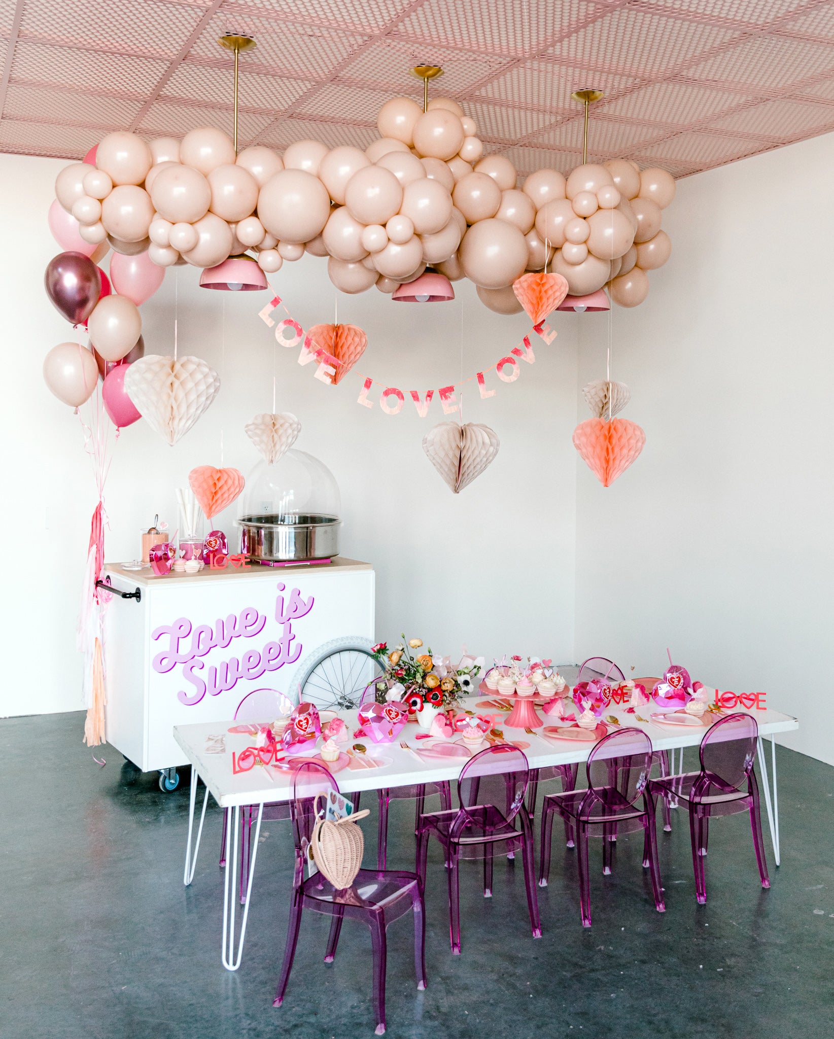 Pink ombre Valentine's Day party decorations