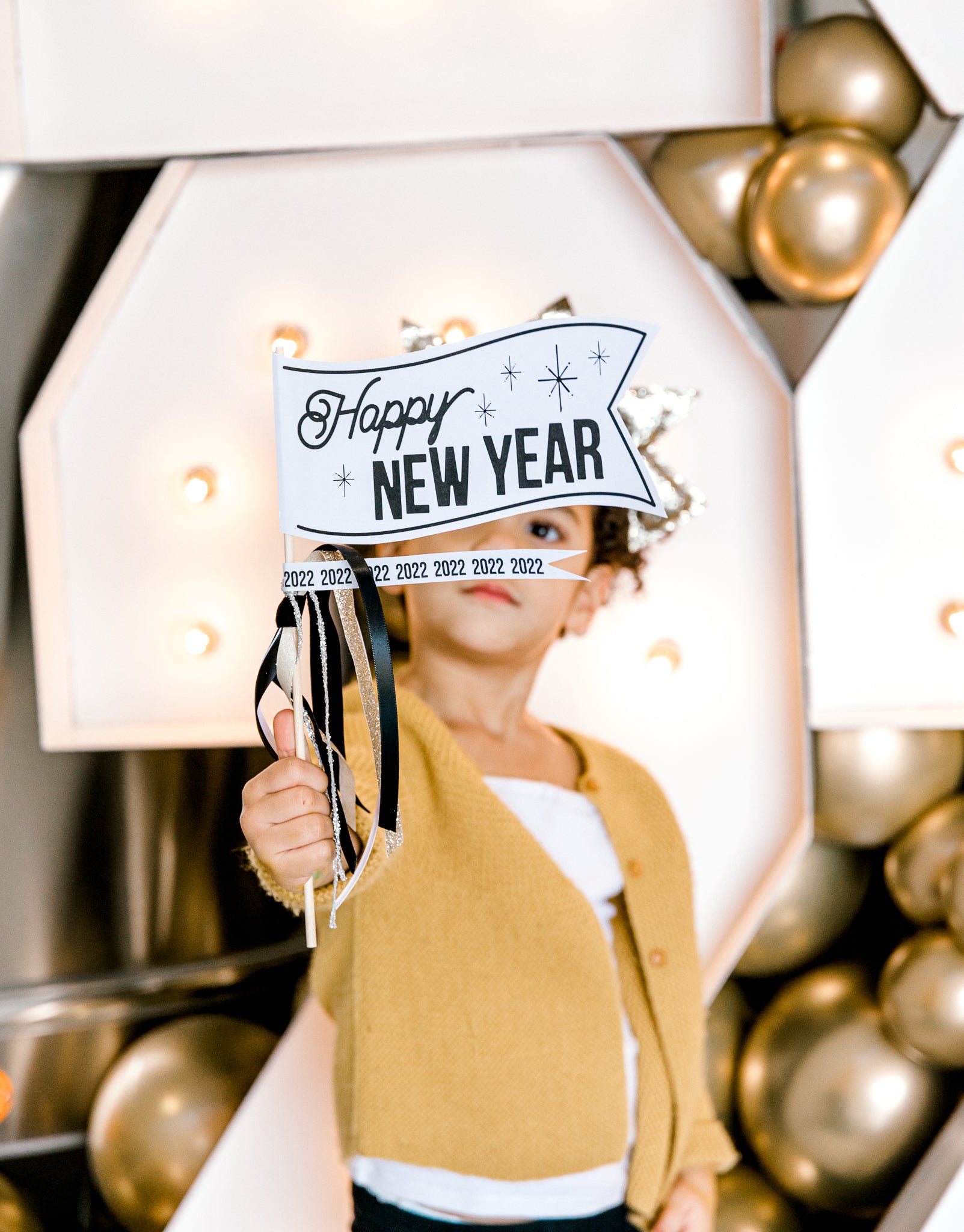 DIY NYE Balloon Garland  New Year's Balloon Decorations, NYE Balloons –  Soiree Love