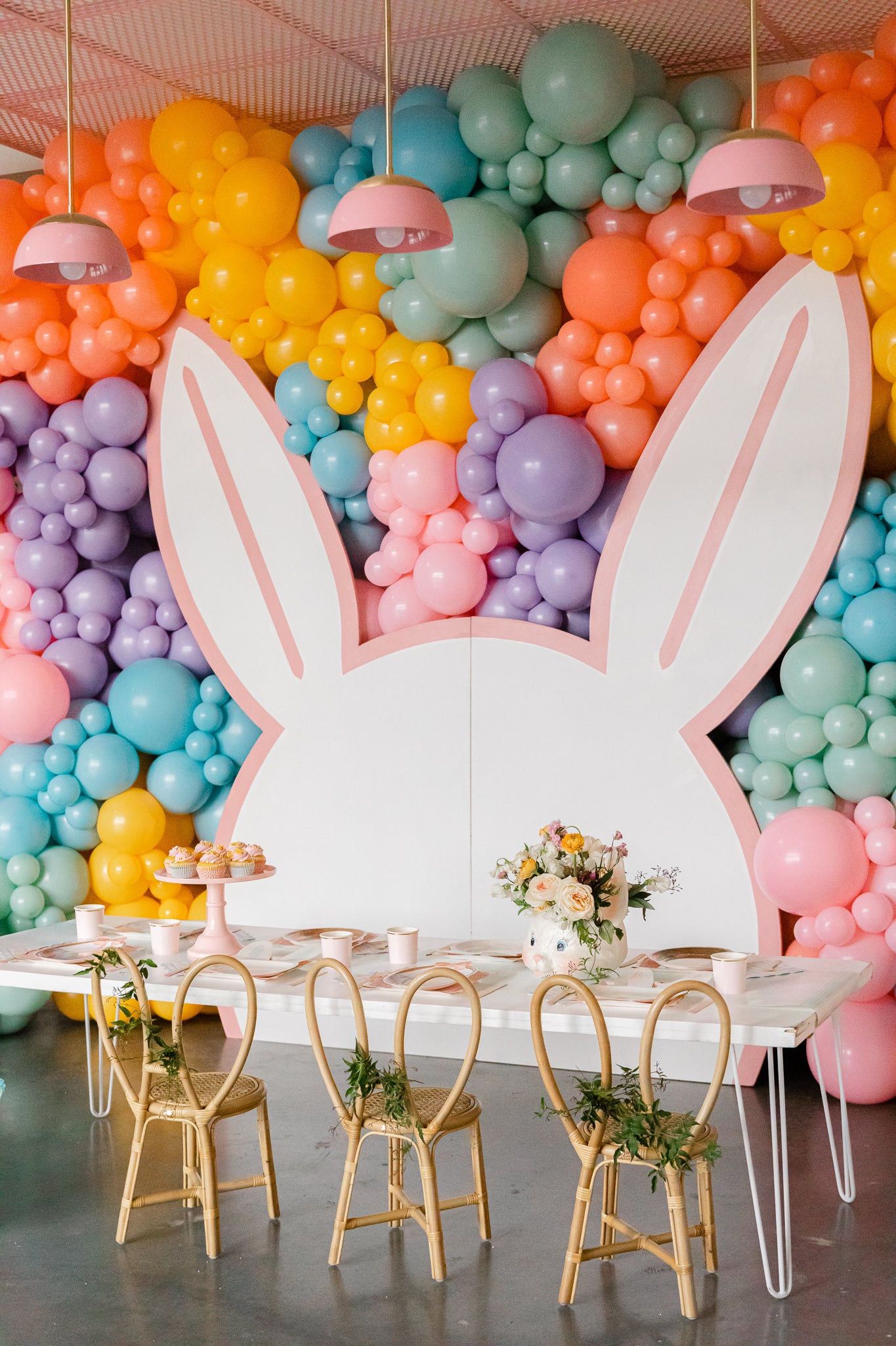 Easter party decoration ideas for kids.