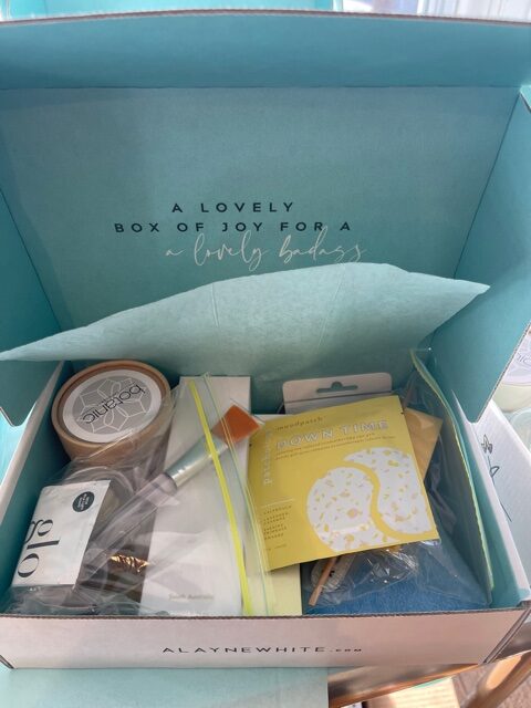 Alayne White Beauty Box