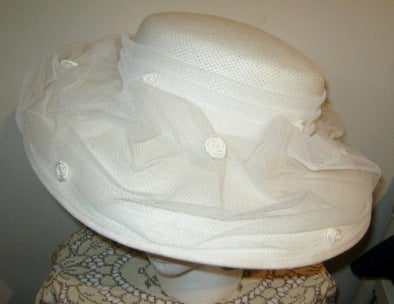 cream occasion hat