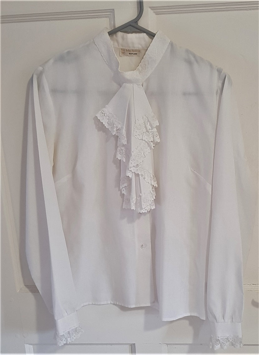 White Highland lace trimmed jabot blouse – The Frockery