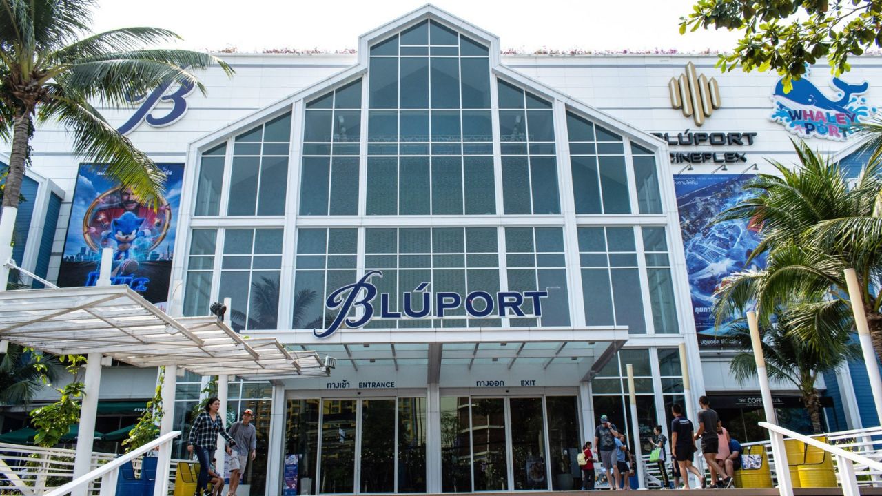 An image of the front entrance of Bluport in Hua Hin