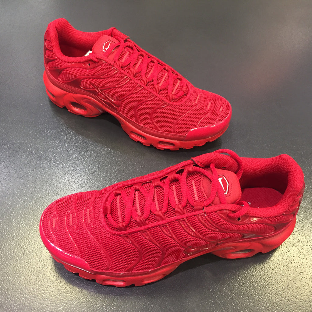 nike air max plus tuned 1 lava red