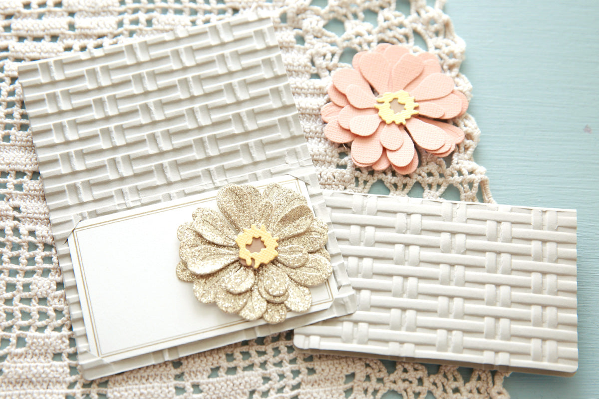 2 mini DIY thank you notes with 3D paper flowers and embossed details