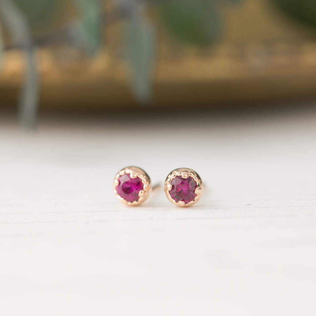 Dahlia Stud Earrings - Pink Sapphire