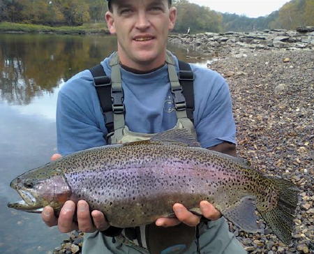 Lance with a toad Beaver Tailwater bow!