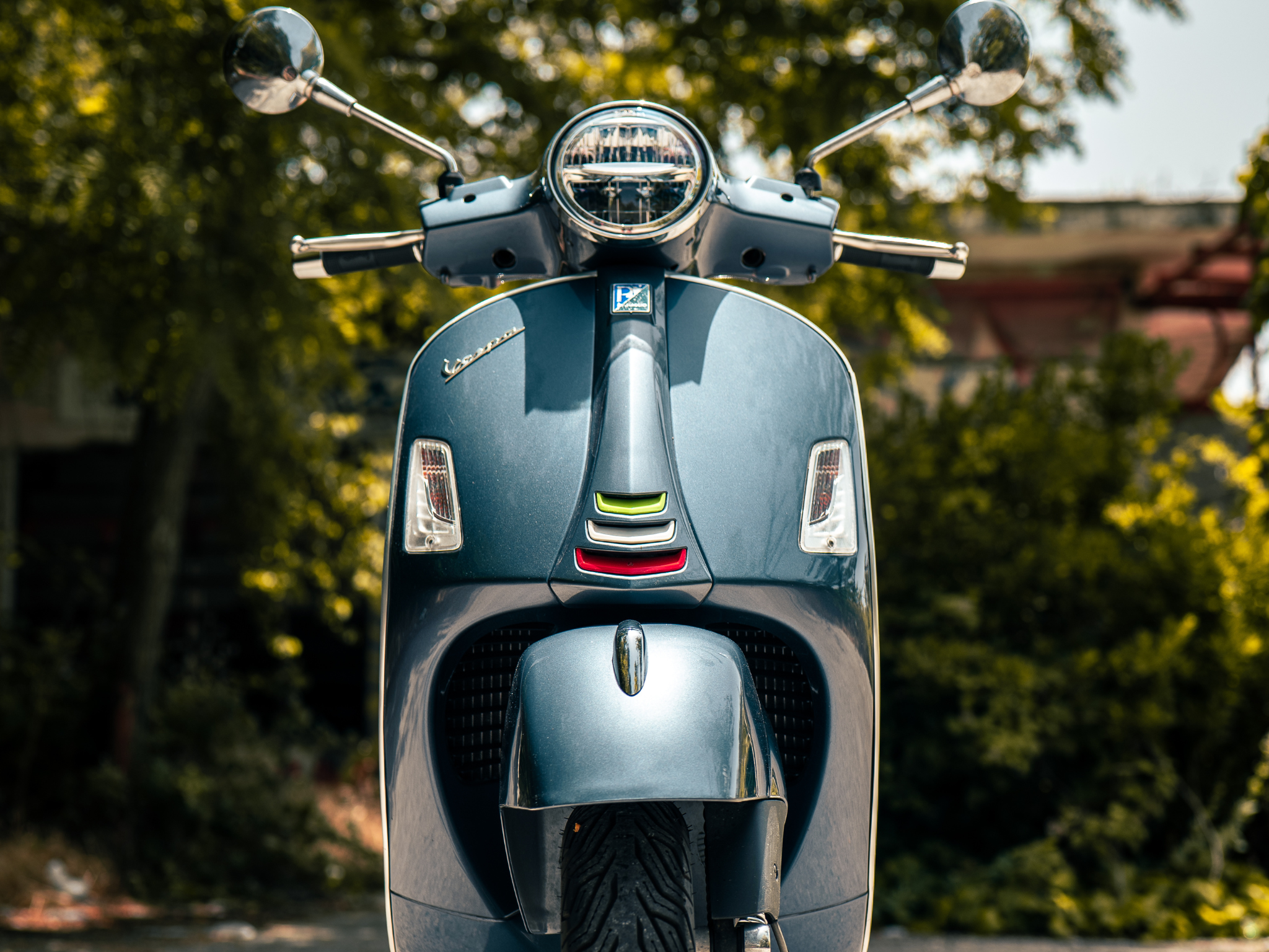 Vespa GTS 300 desde el frente