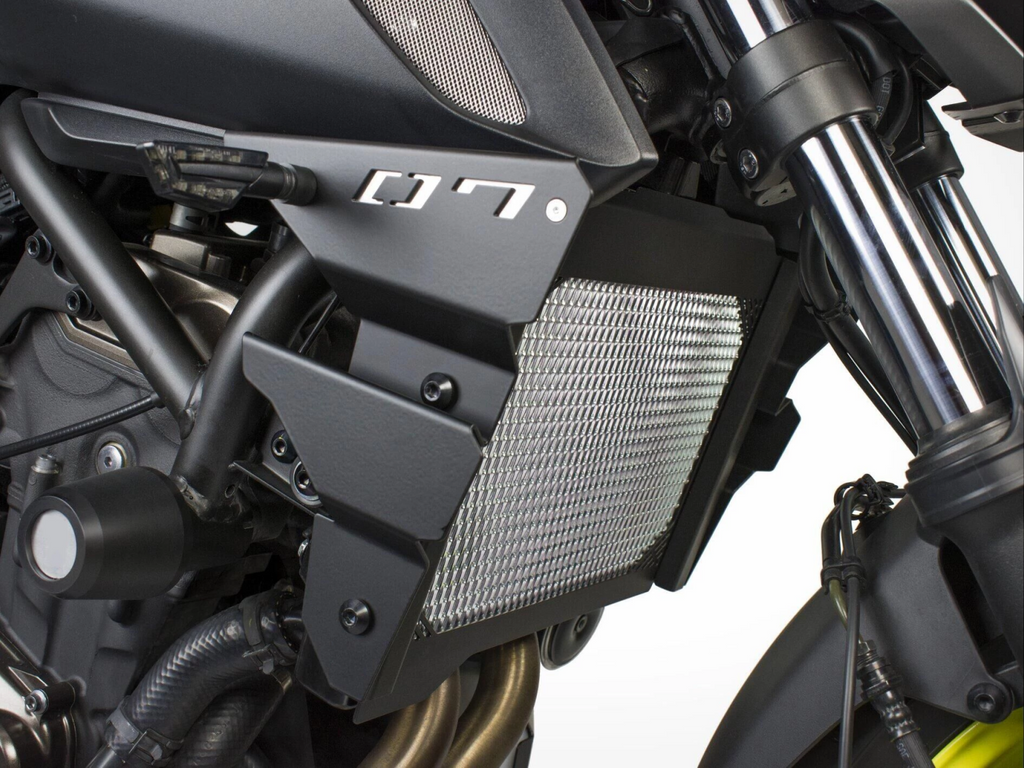 Radiator Guard on Yamaha MT-07