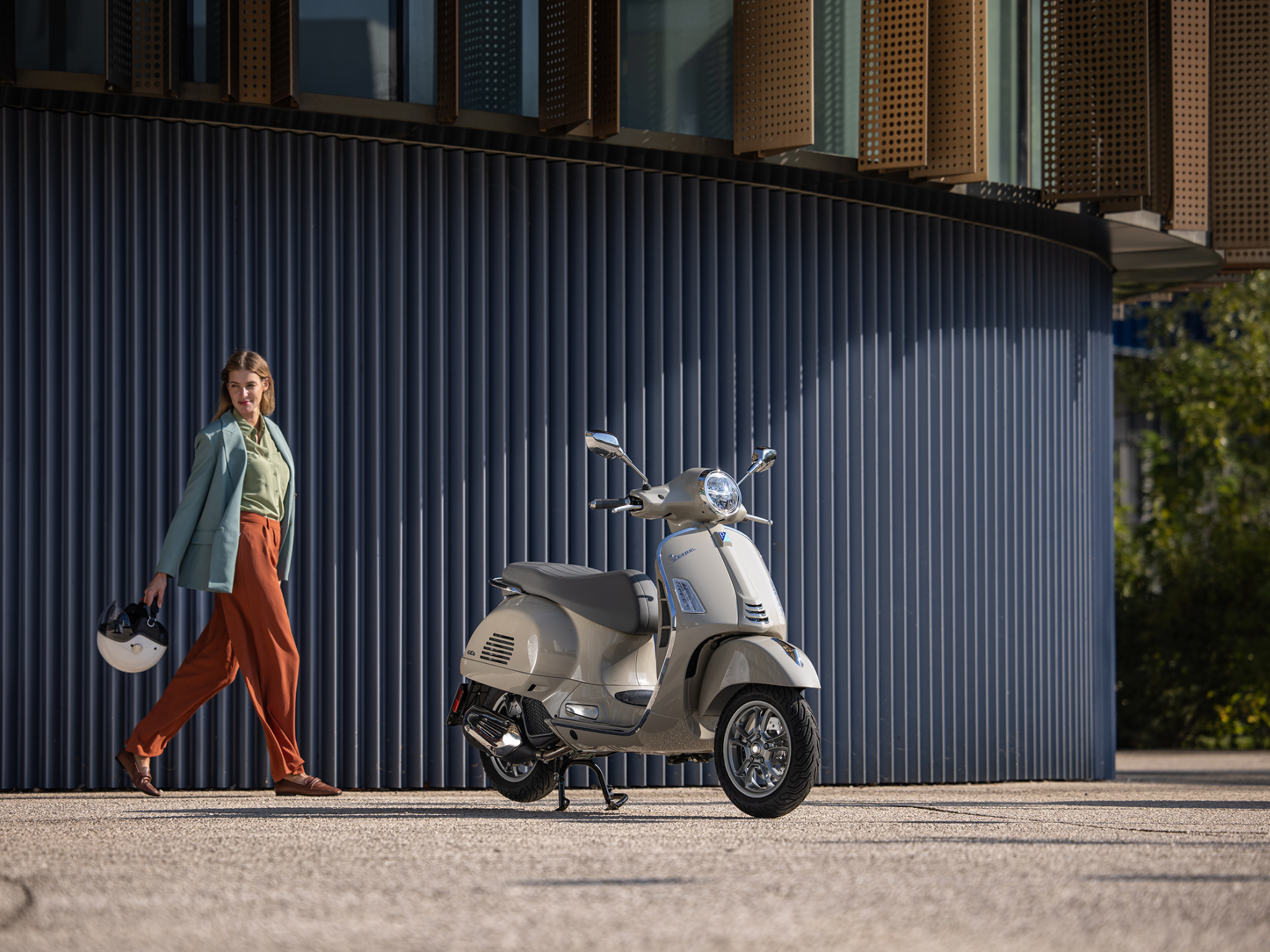 2023 Vespa GTS 300