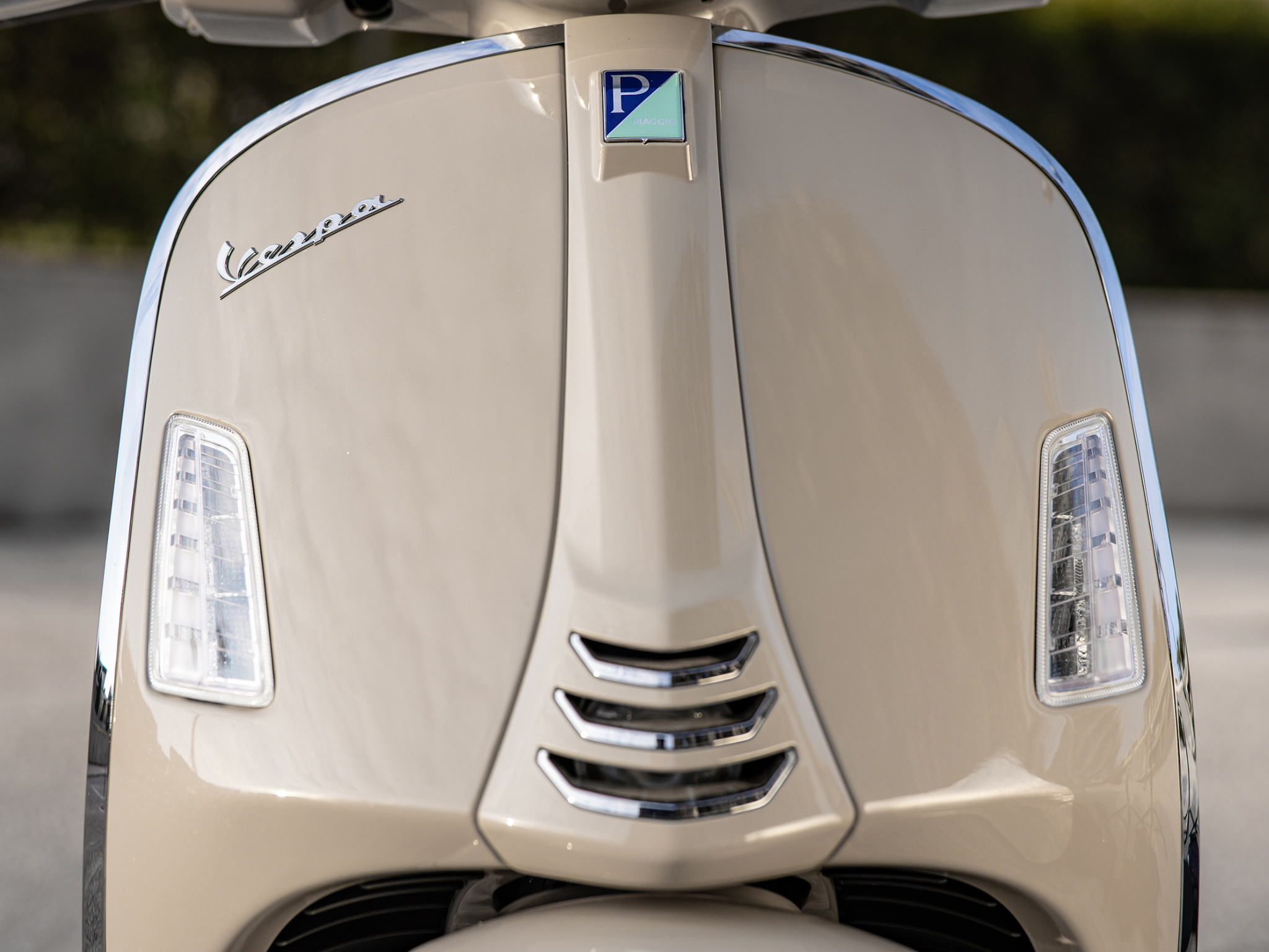 2023 Vespa GTS 300