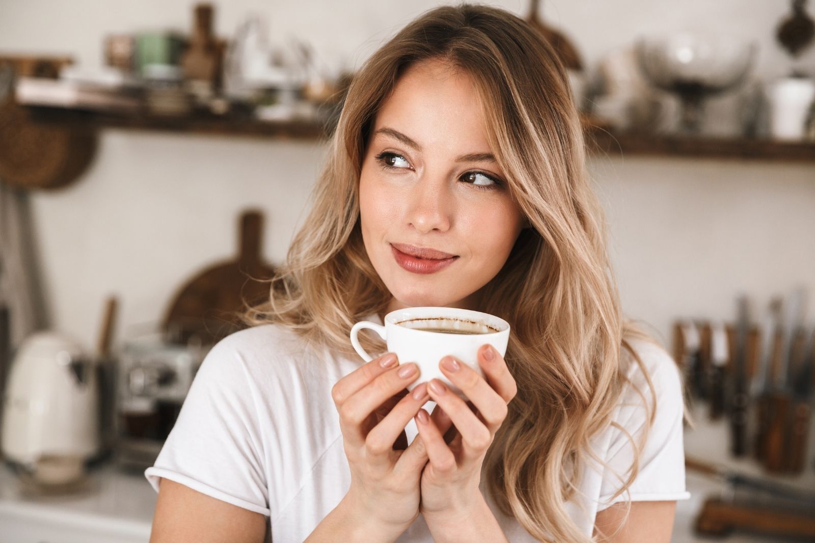 Ist Kaffee trinken eine gute Idee, wenn man an Hashimoto erkrankt ist? Kommt drauf an.