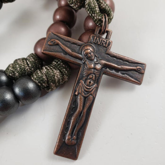 Paracord Cross Keyring, Bag Attachment, Handmade Crucifix, Hand Made l –  Artos Adventure