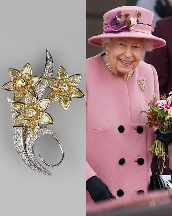 queen elizabeth flower brooches