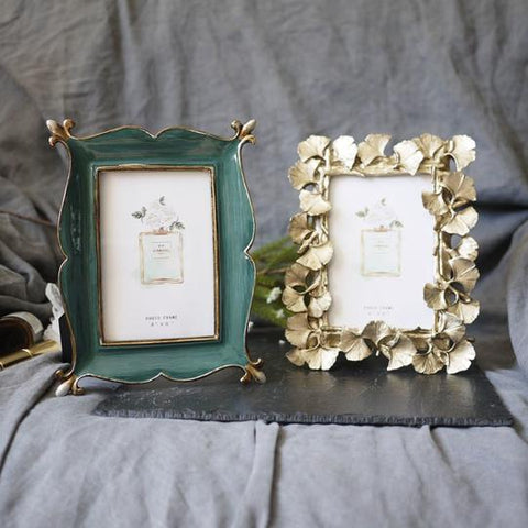 Green & Golden Ginkgo Leaf Resin Photo Frame,Rectangular in shape,with Picture Card.Size of Green Frame is 21.5*16.5*1.5cm, & Ginkgo Leaf Frame is 21*16*1.5cm,available exclusively on Shahi Sajawat India,the world of home decor products.Best home decor,living room and kitchen decor ideas of 2019.