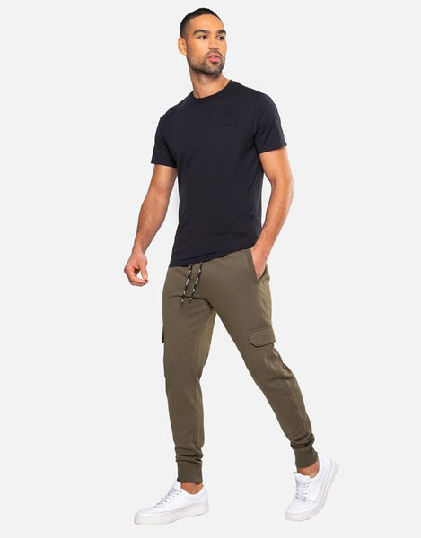 How to style joggers for men – Threadbare