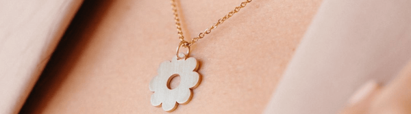 daisy chain necklace