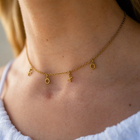 7 Ways to Style a Choker Necklace  Lionette by Noa Sade – Lionette NY