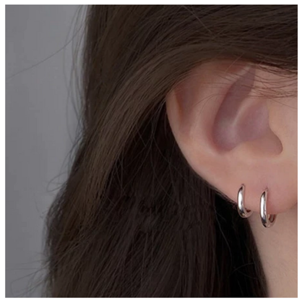 huggie hoop earrings style
