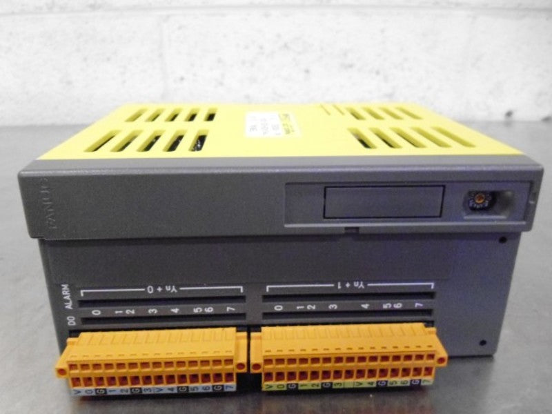 FANUC A03B-0823-C004 TERMINAL I/O 2A OUT * NEW NO BOX *