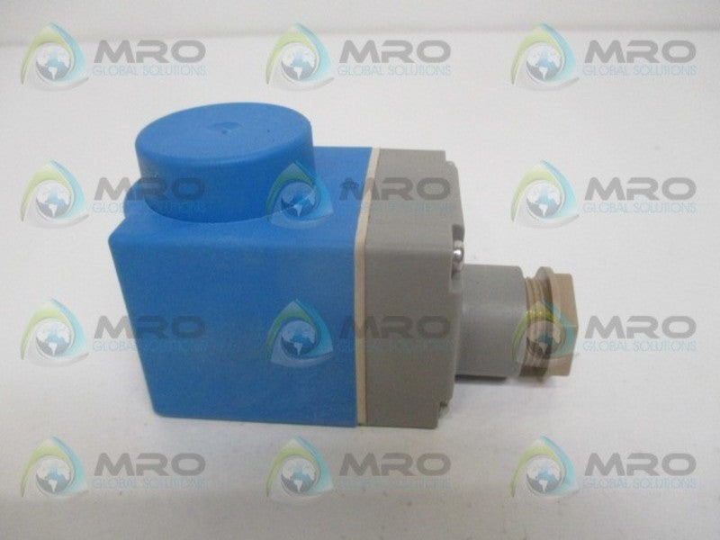 DANFOSS 018F6193 COIL 230V *NEW NO BOX*