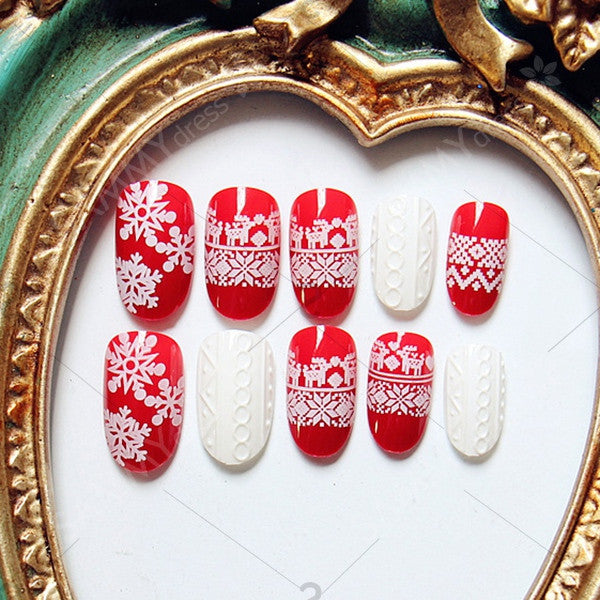 Delicate 24 PCS Snowflake Embossed Pattern Nail Art False Nails ...