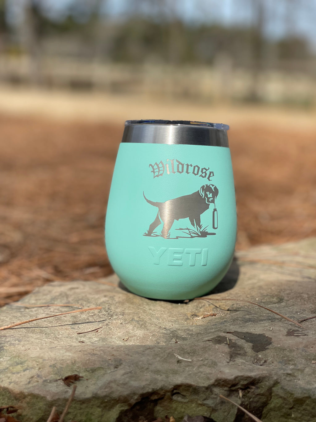 YETI - Rambler 20 oz Travel Mug – Wildrose Trading Co.