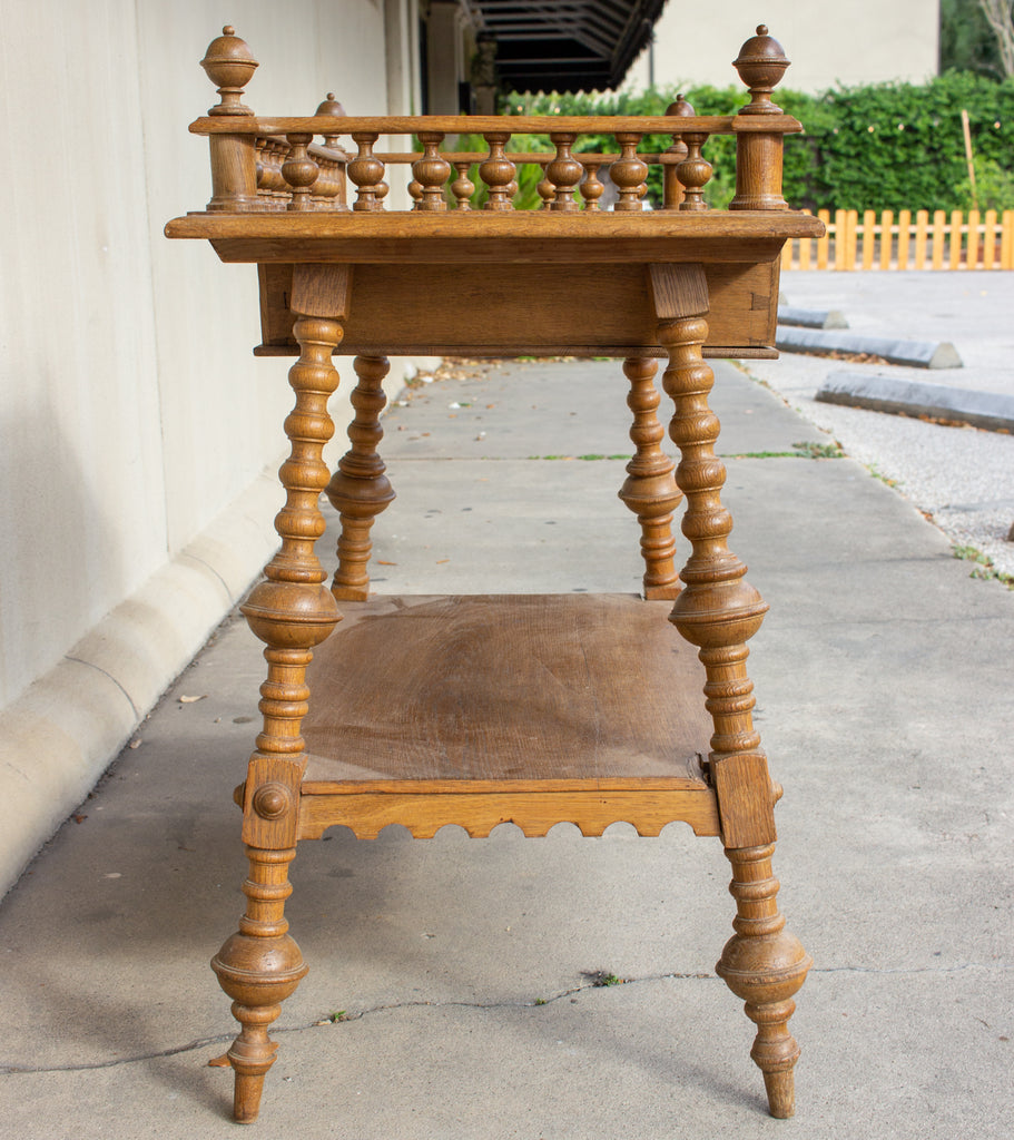 spindle legged table