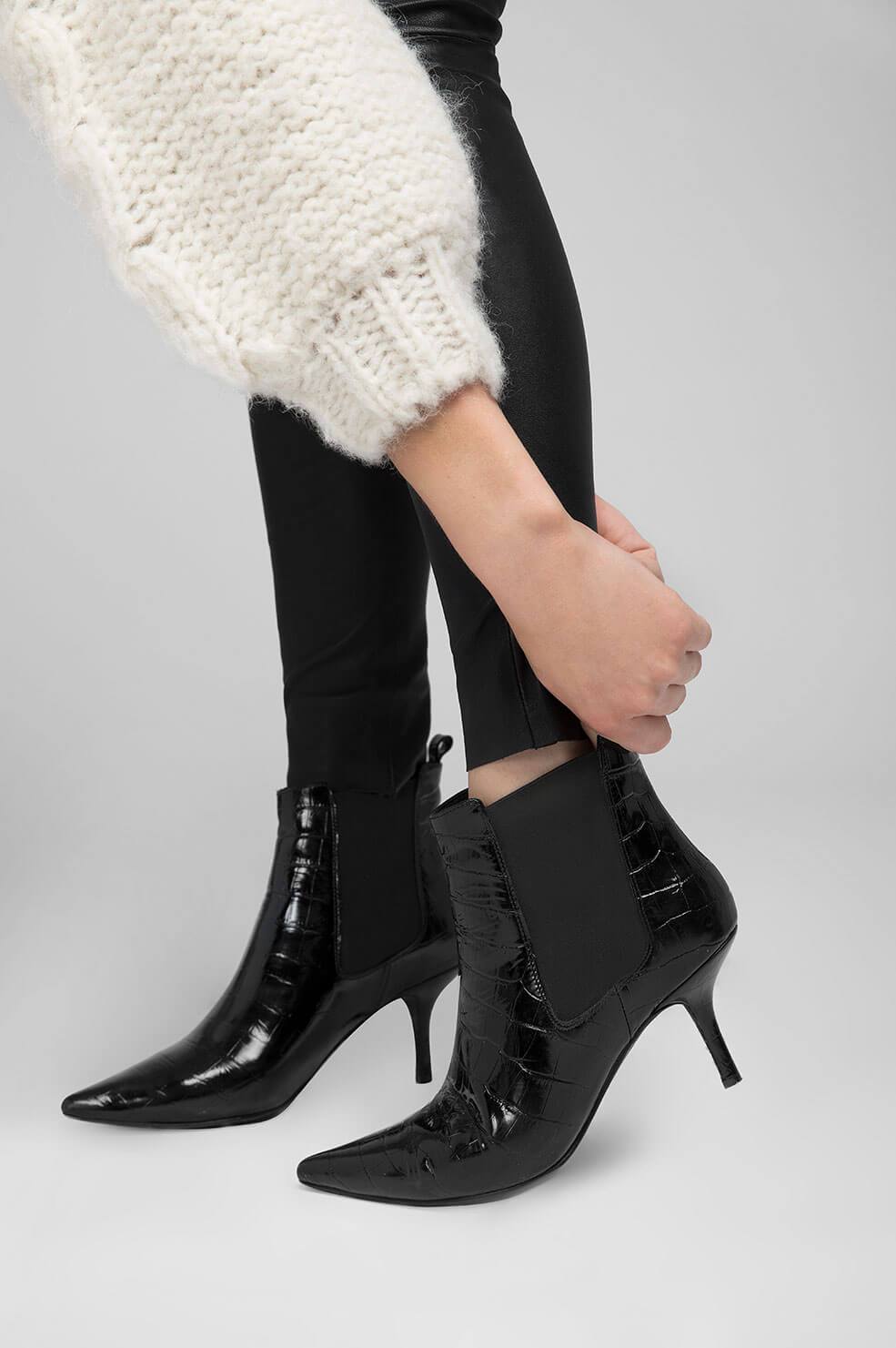 anine bing black boots