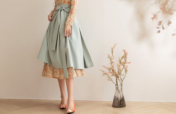 A golden flower modern hanbok dress is just one of many we offer here at Joteta.