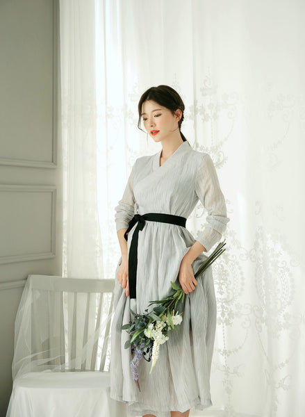 We can't say enough about how exquisite you'll look wearing this light silver-gray modern hanbok dress.