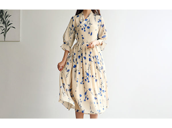 The cream and azure modern hanbok dress is playful and stylish for everyday wear or for special Korean traditions, such as a wedding.