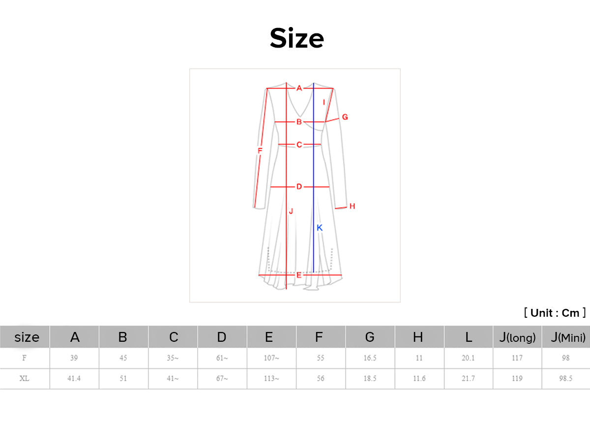 Joteta offers a size chart for each modern hanbok dress so you'll get the perfect fit.