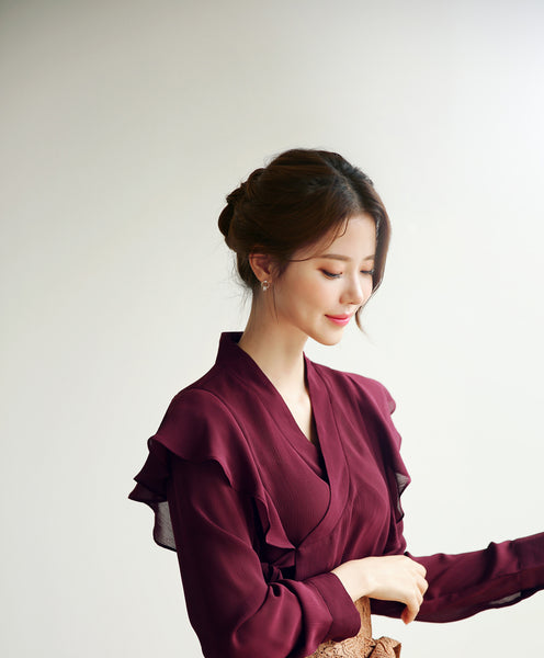 Feel like your proudly displaying your Korean history with this red frill modern hanbok blouse.