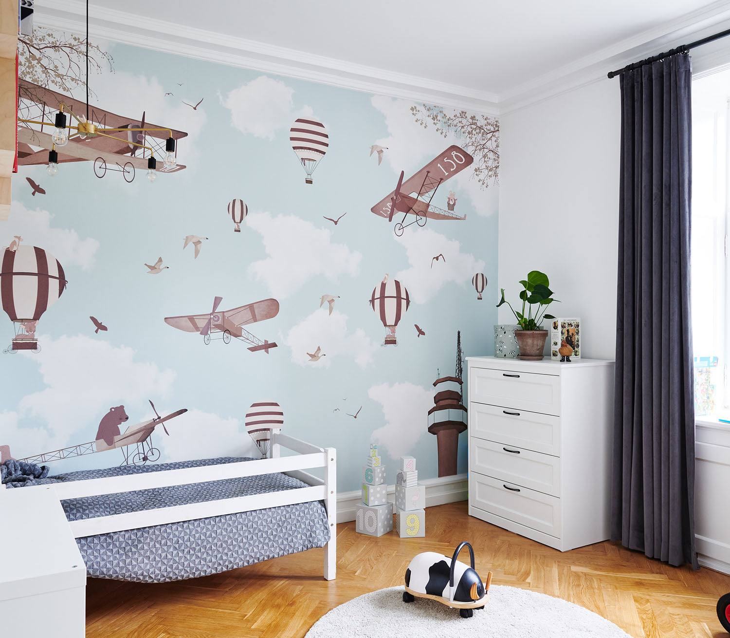 Lasses drengeværelse - RackBuddy & Little Hands wallpaper