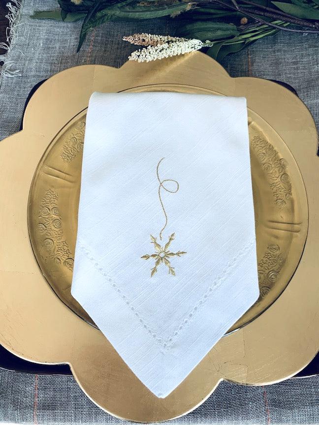 Falling Snowflake Cloth Napkins - Set of 4 napkins