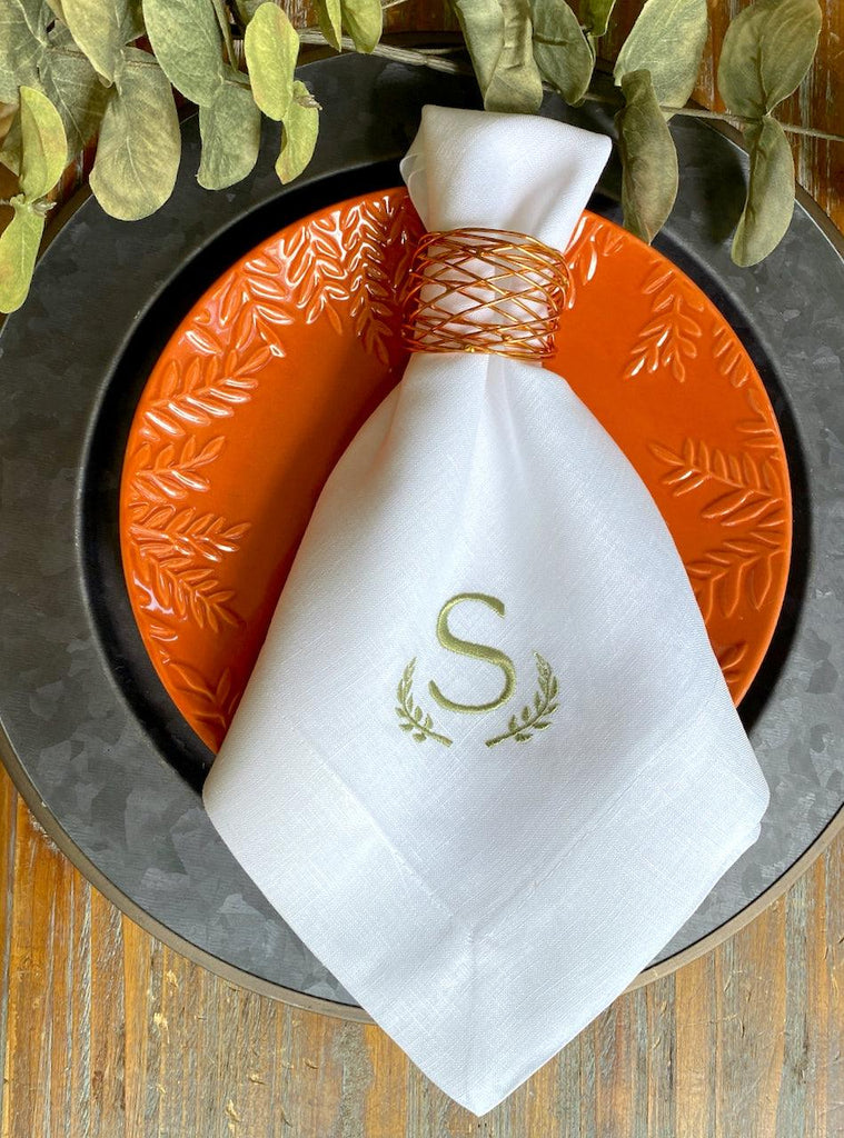 Scroll Border Monogrammed Cloth Dinner Napkins – White Tulip Embroidery