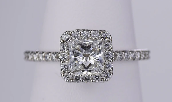 1 carat princess cut diamond ring with halo