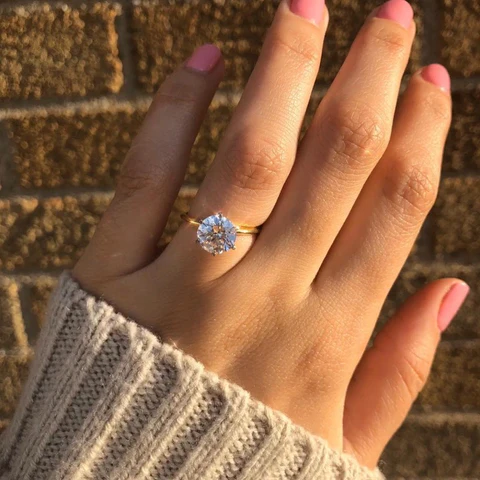 2 carat yellow gold diamond engagement ring