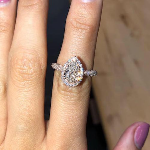 Pear shaped engagement ring for a Gemini sun sign