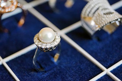 pearl ring